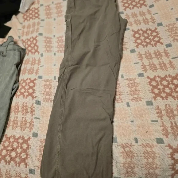 Carhartt Men's Relaxed Fit Gray Jeans - Picture 5 of 5